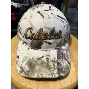 Cabela's Snow Camo Tundra Snapback Trucker Hat Cap Adjustable